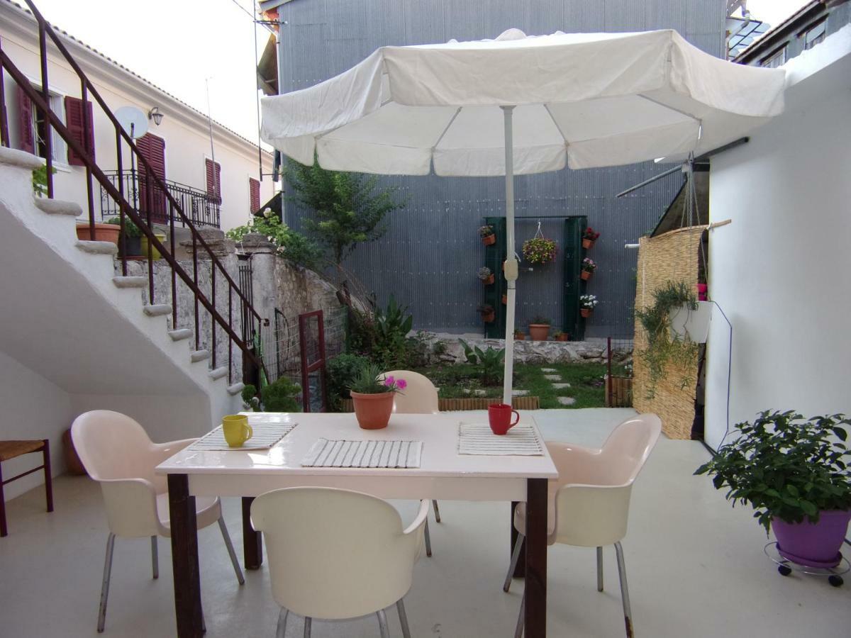 Finestra Rossa Old Town Vintage House Villa Lefkada City Exterior photo
